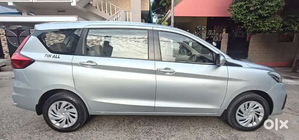 Maruti Suzuki Ertiga Vxi 2024