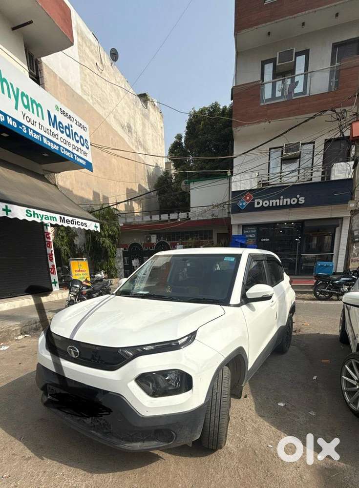 Tata Punch 2023 Adventure Rythm Pack  Petrol 14200 Km Driven