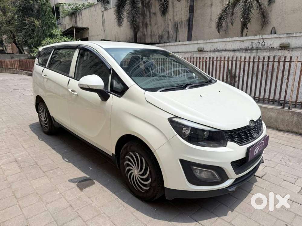 Mahindra Marazzo M4, 2019, Diesel