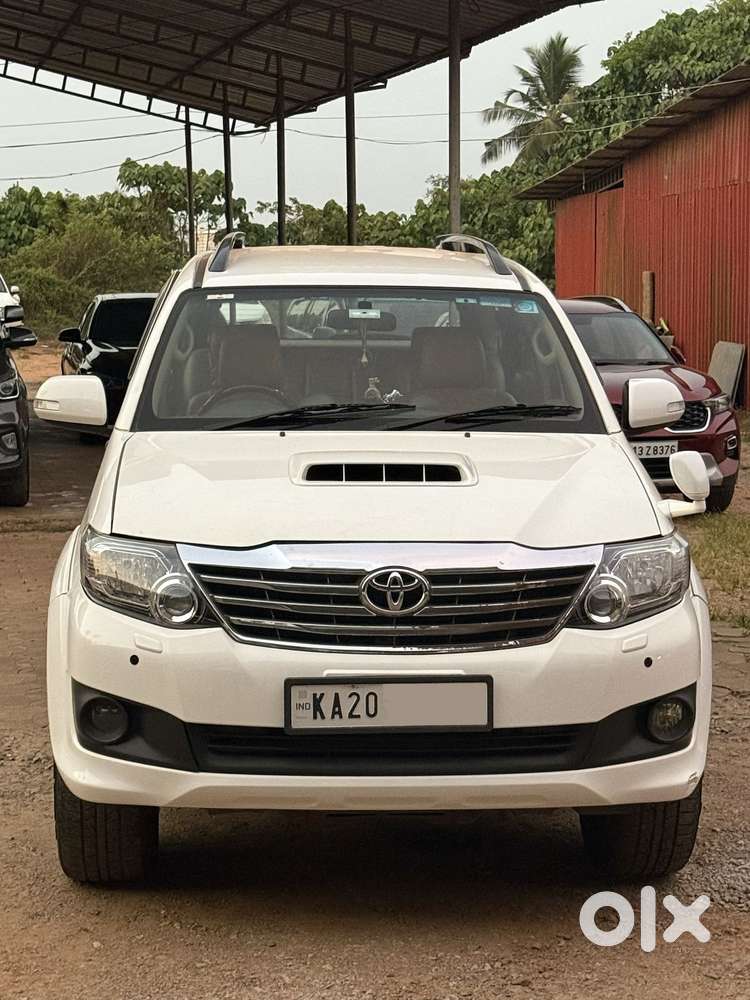Toyota Fortuner 3.0 4x2 Mt, 2014, Diesel