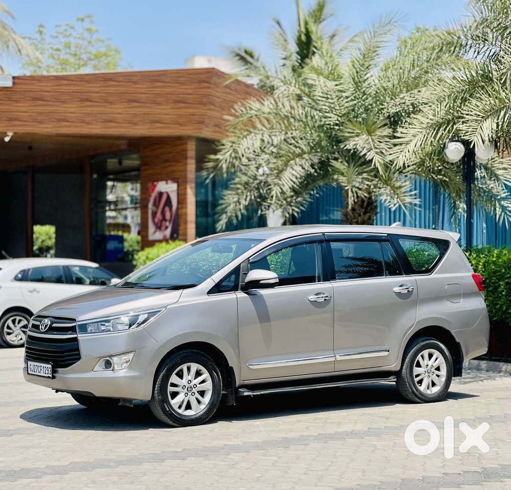 Toyota Innova Crysta 2.4 G Mt, 2018, Diesel