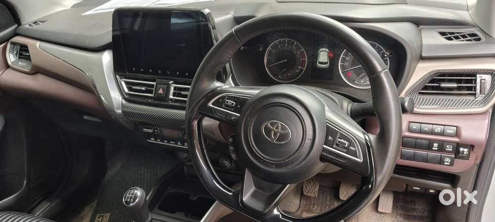 Toyota Urban Cruiser Taisor V 1.0 Petrol Mt, 2025, Petrol