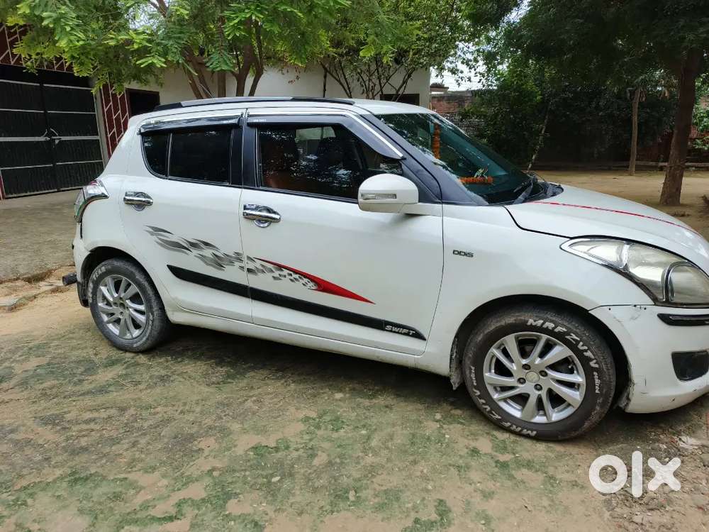 Maruti Suzuki Swift 2010 Petrol (top Modal)