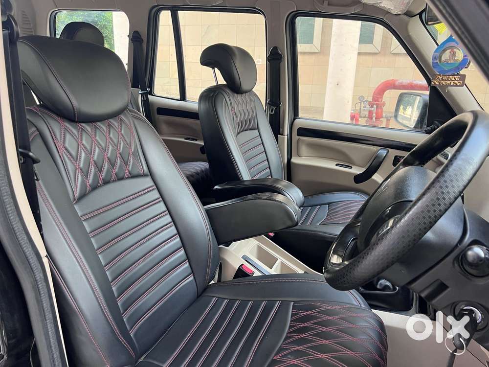Mahindra Scorpio Classic, 2025, Diesel