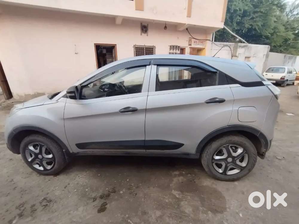 Tata Nexon 2019 Petrol 65000 Km Driven