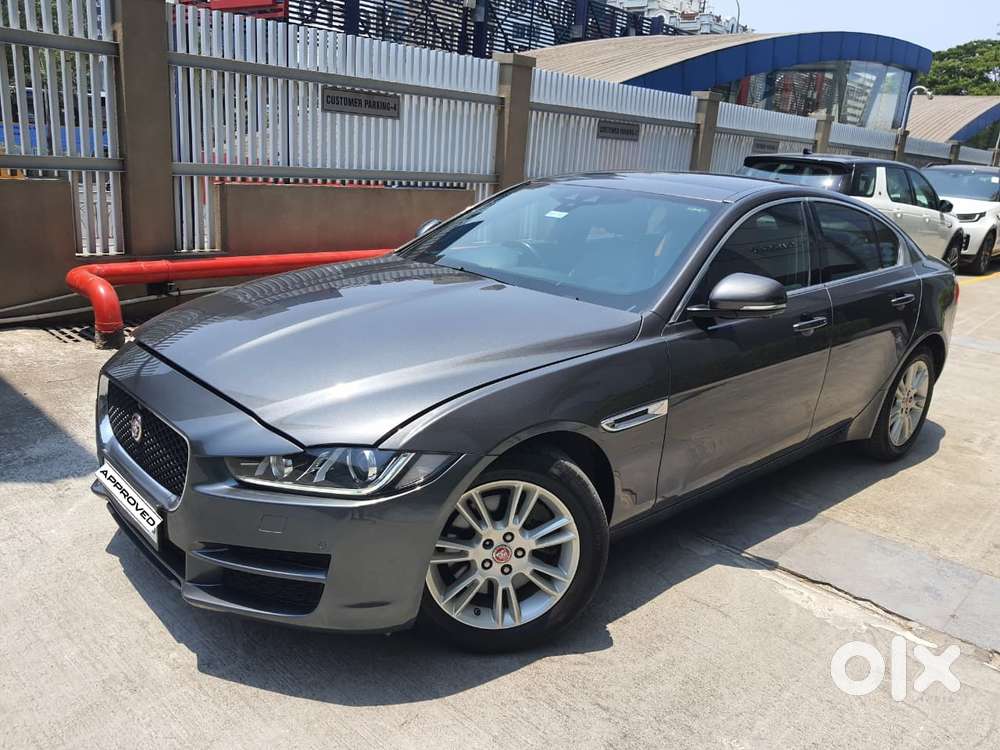 Jaguar Xe Portfolio, 2016, Petrol