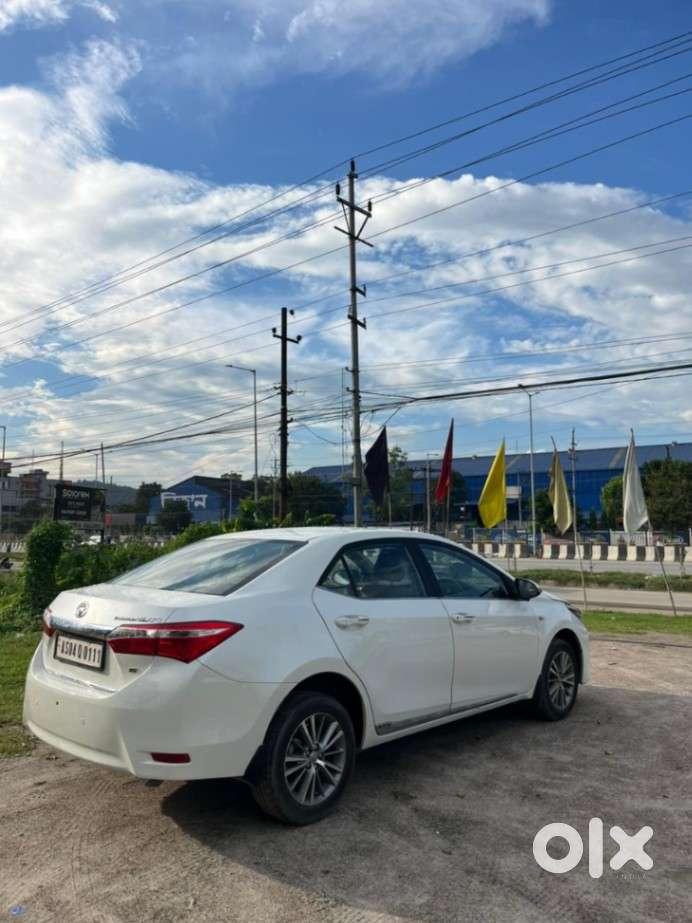 Toyota Corolla Altis, 2016, Petrol