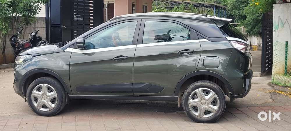 Tata Nexon 1.2 Revotron Xm (s), 2020, Petrol