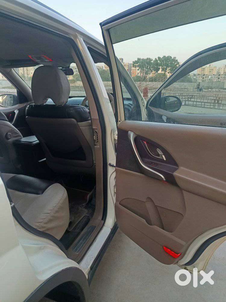 Mahindra Xuv500 2011-2015 W6 2wd, 2015, Diesel