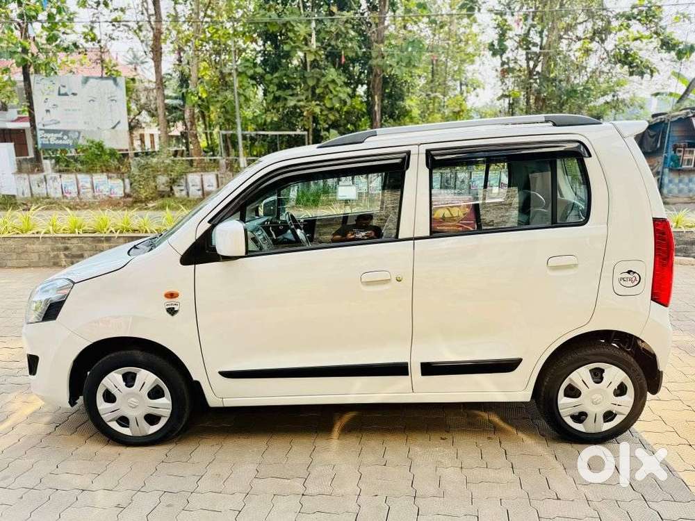 Maruti Suzuki Wagon R Vxi, 2018, Petrol