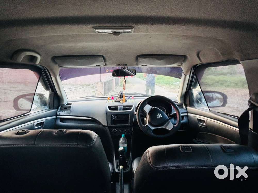 Maruti Suzuki Swift Petrol 2012