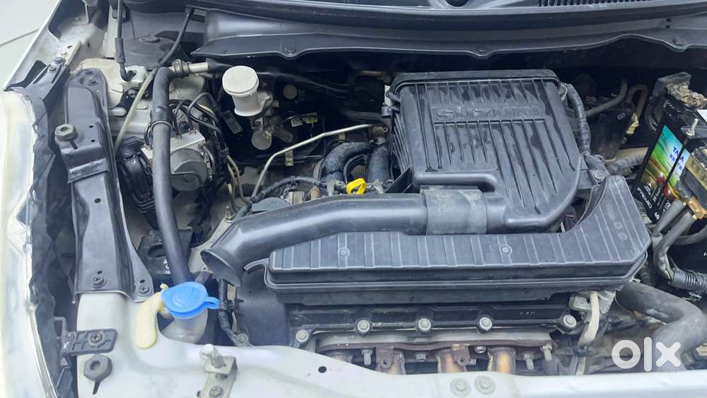 Maruti Suzuki Swift Vxi Optional, 2017, Petrol