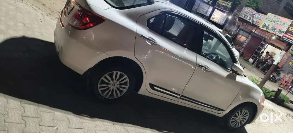 Maruti Suzuki Dzire Vxi