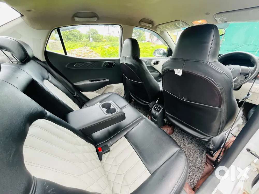 Hyundai Aura Top Model