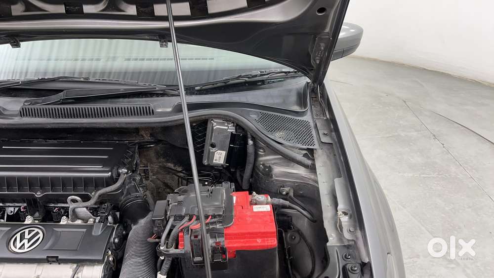 Volkswagen Vento 2010-2013 Petrol Highline, 2014, Petrol