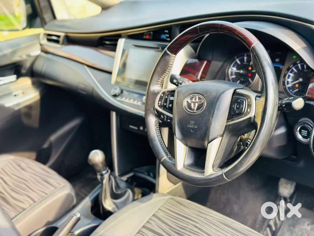 Toyota Innova Crysta [2020-ongoing] 2.4 Vx 7 Str, 2020, Diesel