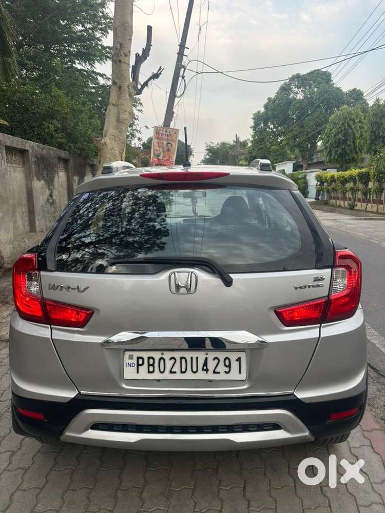 Honda Wrv Vx Sunroof Diesel Car 2019