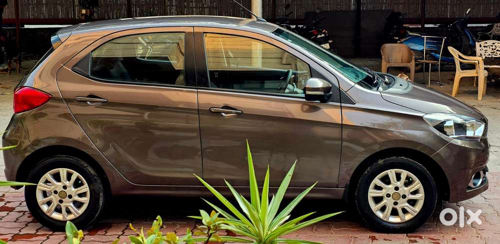 Tata Tiago 1.2 Revotron Xza, 2018, Petrol