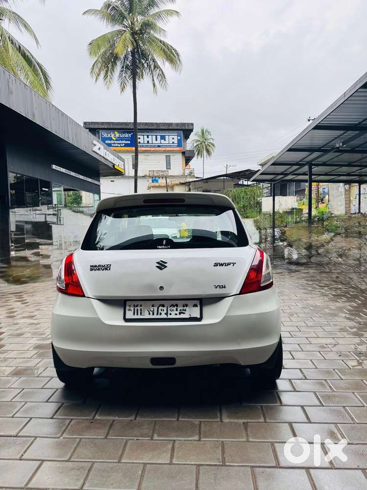 Maruti Suzuki Swift 2013 Diesel 160000 Km Driven