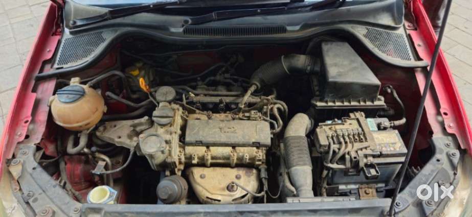 Volkswagen Polo Petrol Highline 1.2l, 2010, Petrol