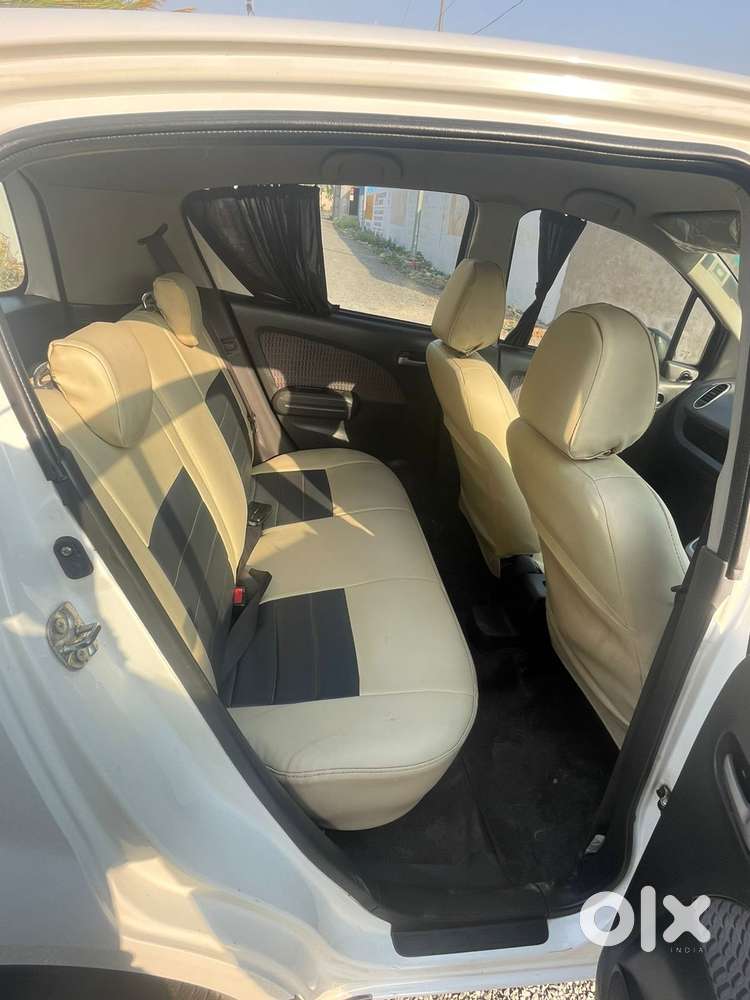 Maruti Suzuki Ritz Vxi, 2015, Petrol