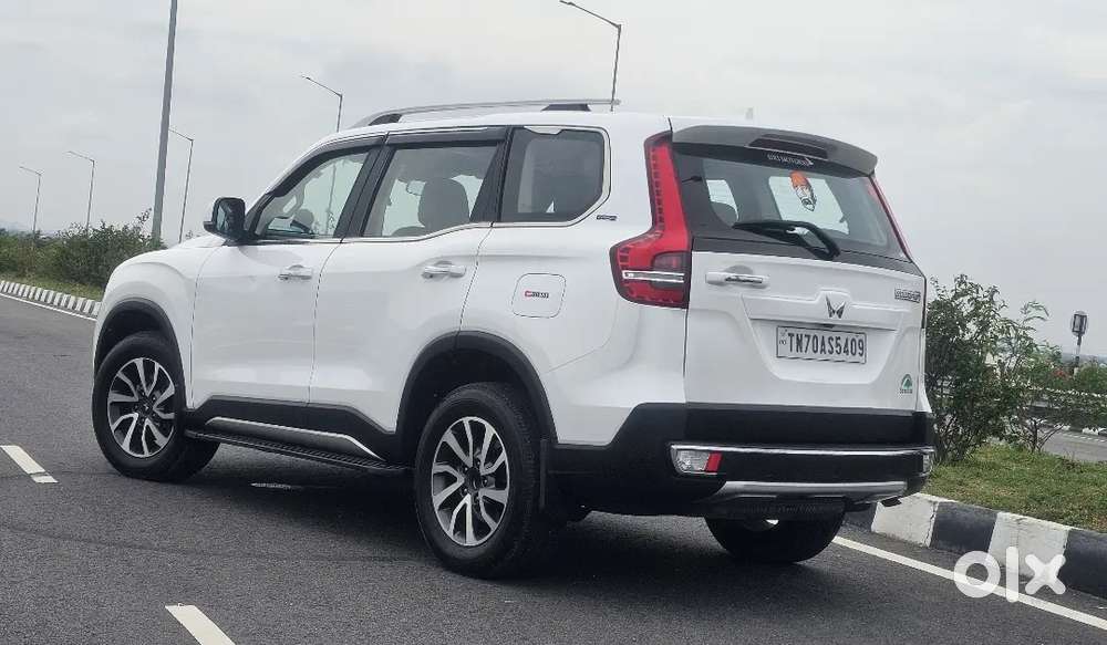*feature Details*
  Mahindra & Mahindra