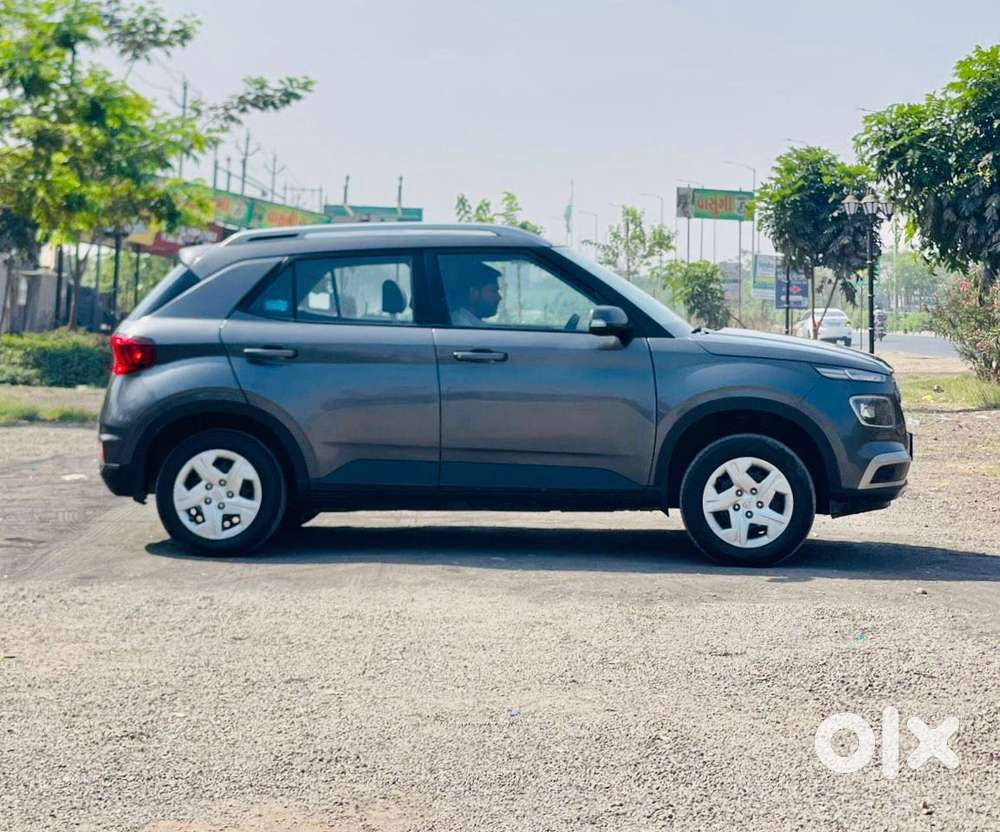 Hyundai Venue 1.2 S Plus, 2021, Petrol