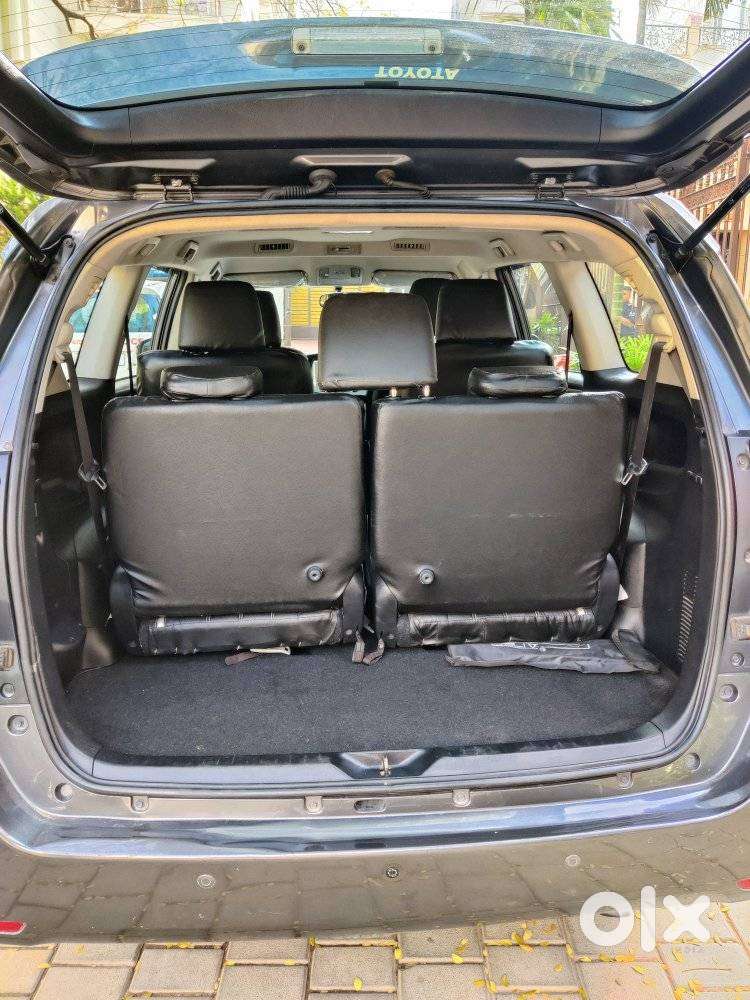 Toyota Innova Crysta 2.4 Gx Mt, 2017, Diesel