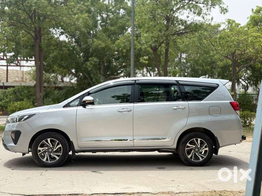 Toyota Innova Crysta 2.4 V 7 Str, 2022, Diesel