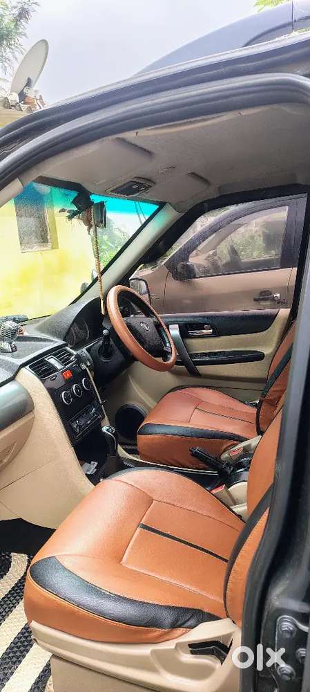 Tata Safari Storme 2013
