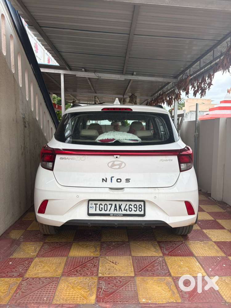 Hyundai I10 Sportz Petrol Automatic 2025