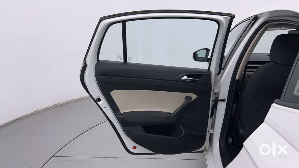 Skoda Slavia Ambition 1.0l Tsi Mt, 2022, Petrol