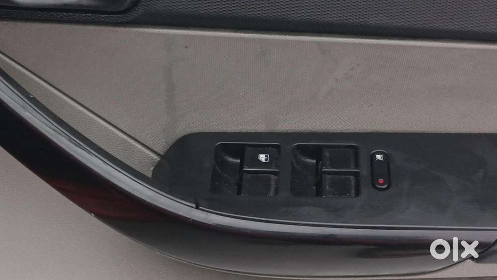 Tata Tiago 1.05 Revotorq Xt, 2018, Petrol