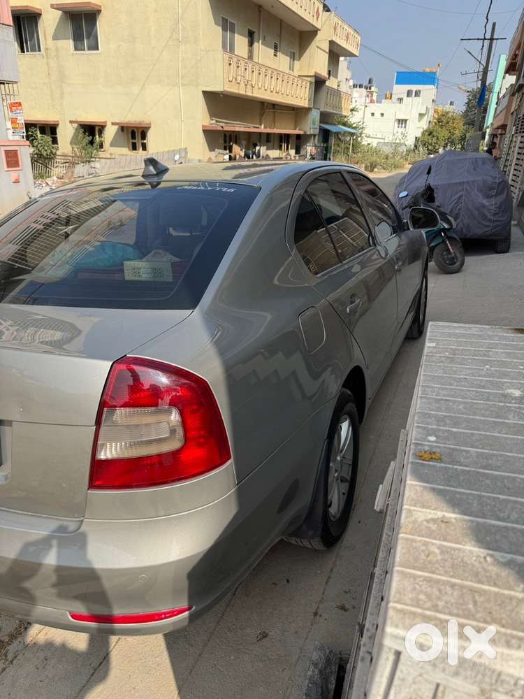 Skoda Laura 2013 Diesel Well Maintained