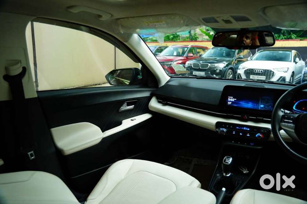 Hyundai Verna 1.5 Mpi Mt Sx (o), 2023, Petrol