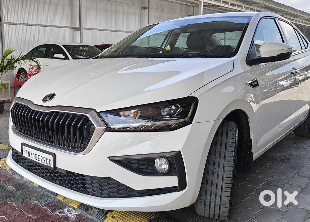 Skoda Slavia Style 1.0l Tsi Mt, 2023, Petrol