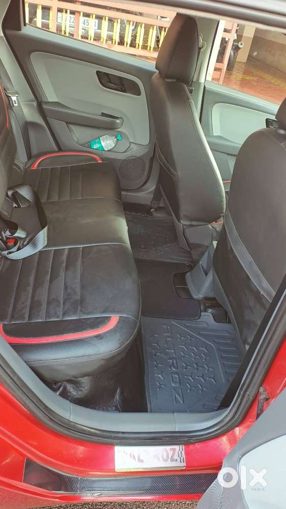 2020 Tata Altroz Xt Petrol  Only 29,525 Km  Company Serviced  ₹6.90