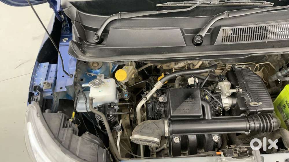 Renault Triber Rxt, 2022, Petrol