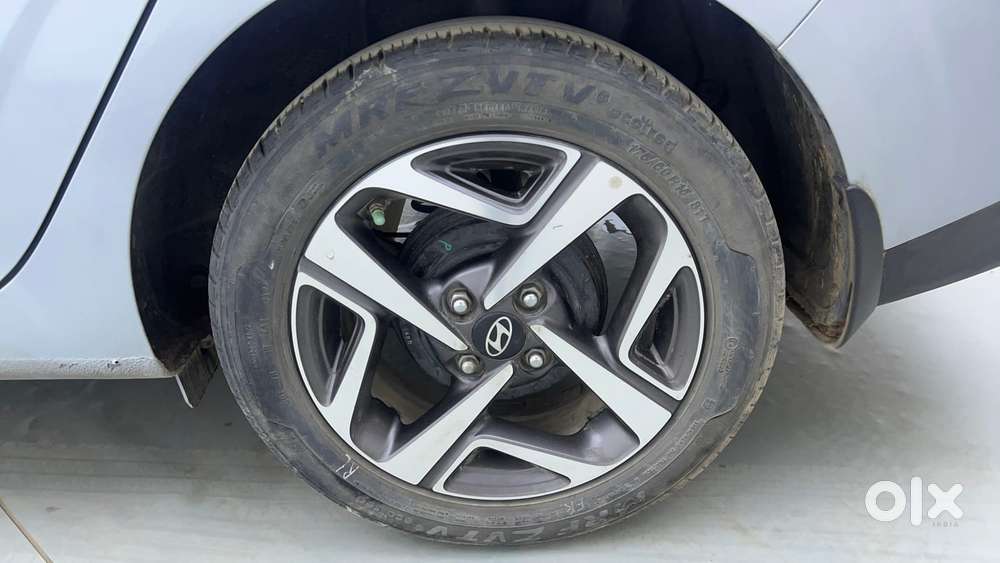 Hyundai Aura [2023-ongoing] 1.2 Sx Plus Petrol Amt, 2023, Petrol