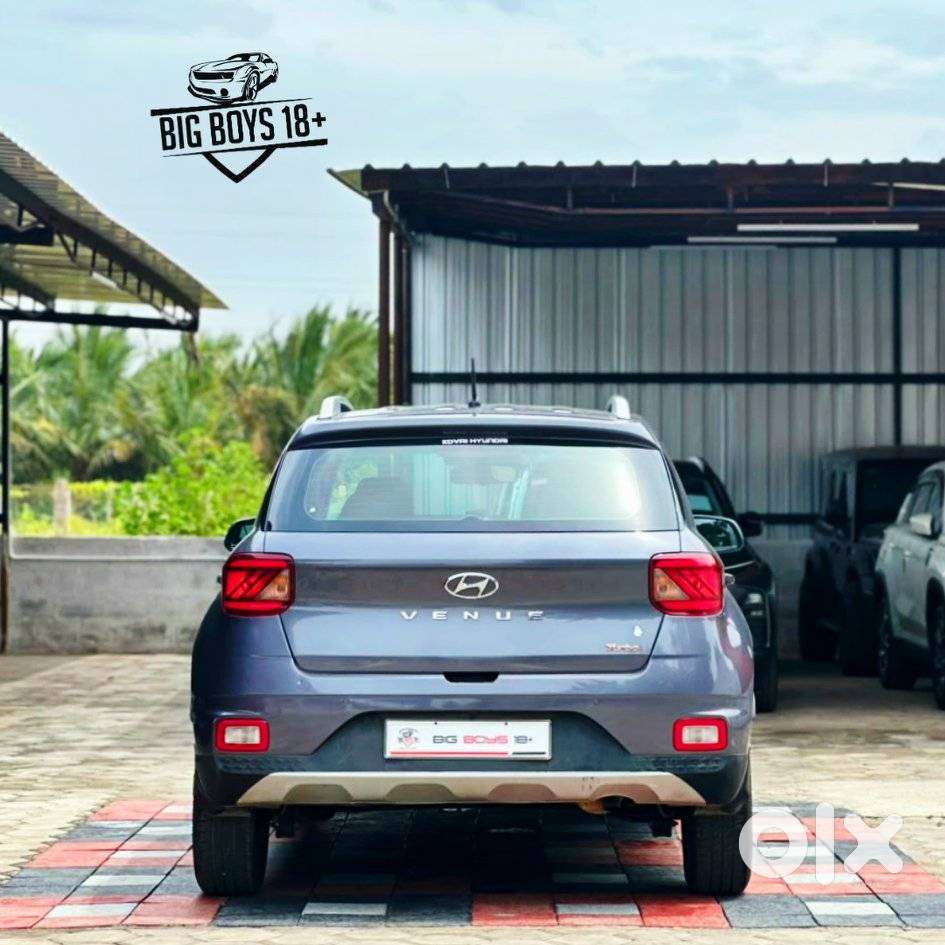 Hyundai Venue S Turbo Dct, 2019, Petrol