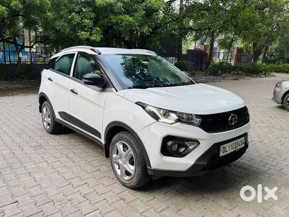 Tata Nexon 1.2 Revotron Xma Amt (s), 2022, Petrol
