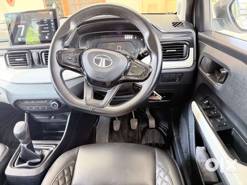 Tata Punch Pure 2023 Cng