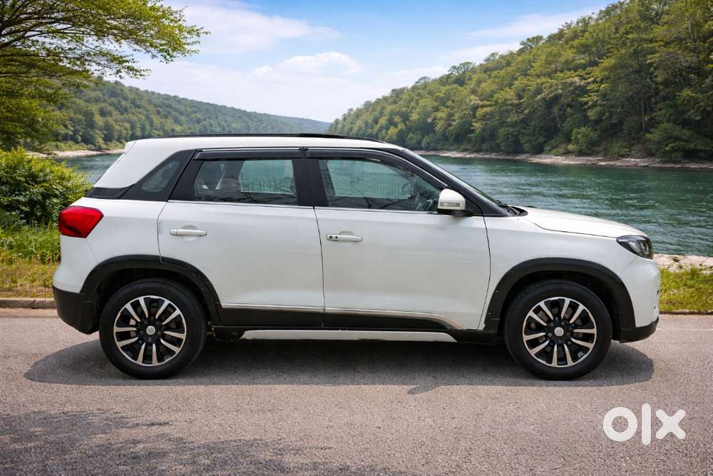 Brezza Vxi + 2022 ( Well Maintained )