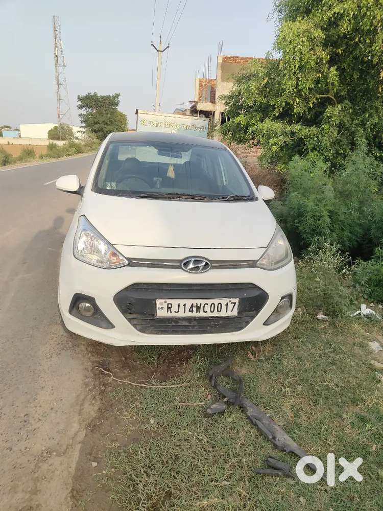Hyundai Xcent 2016 Diesel Well Maintained