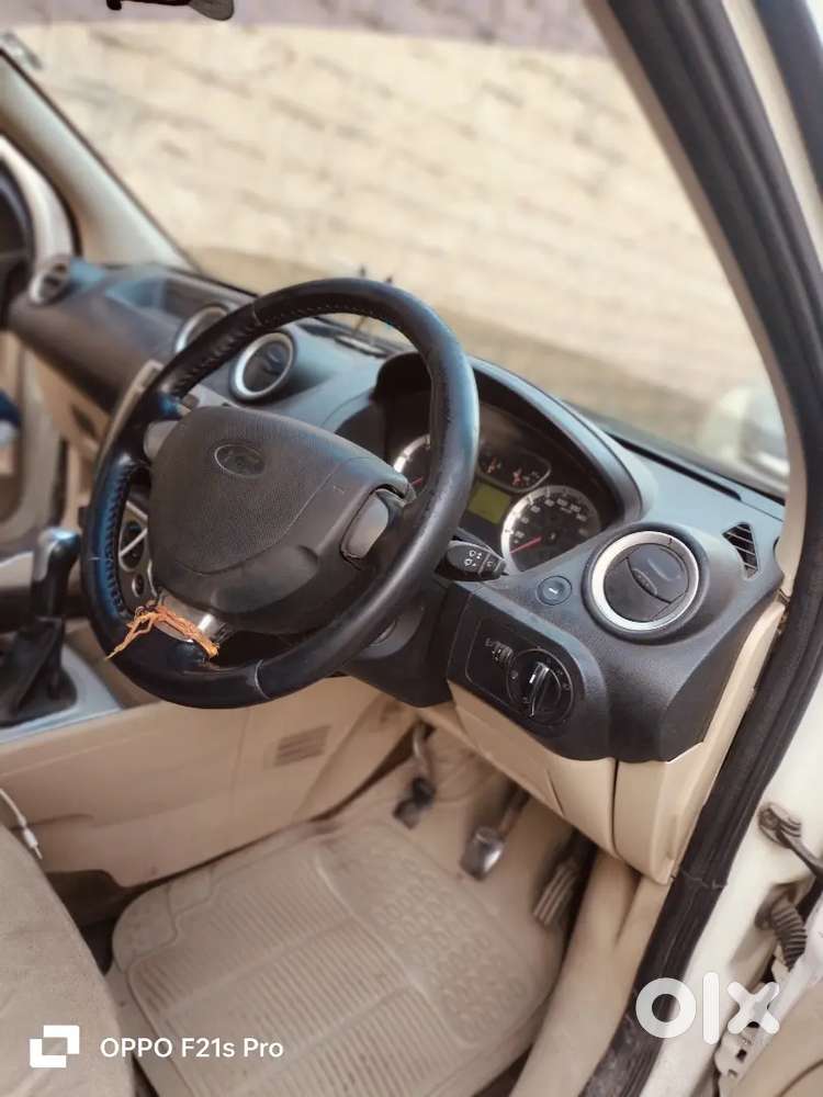 Gadi Saaf Condition Me He