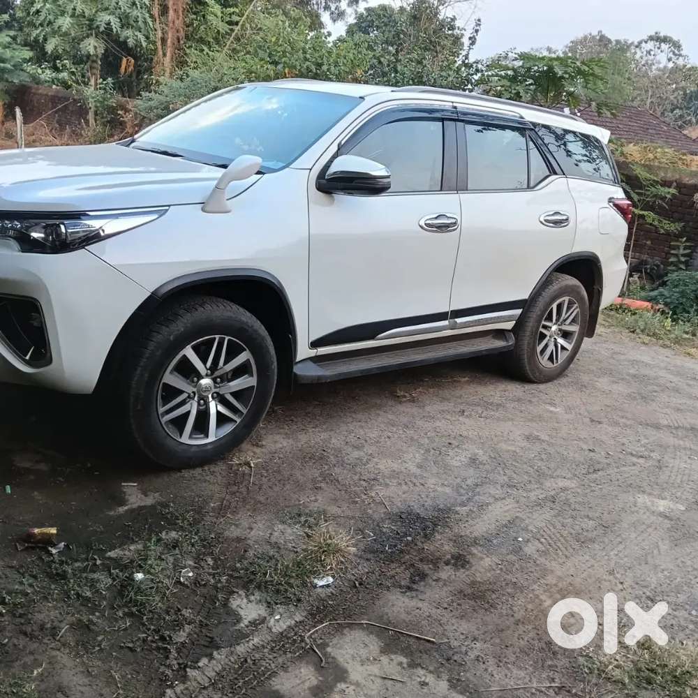 2019 Model 4*42019 4*4 Top Model/well Maintained 1st Owner Fortuner