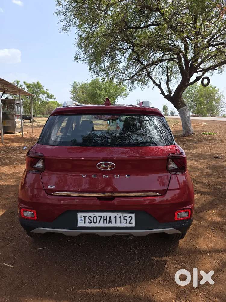 Hyundai Venue 2020 Diesel 48000 Km Driven.