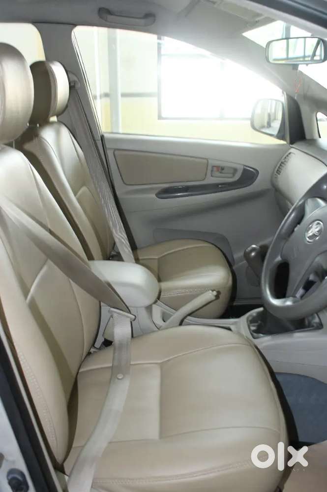 Toyota Innova 2012 Diesel Well Maintained