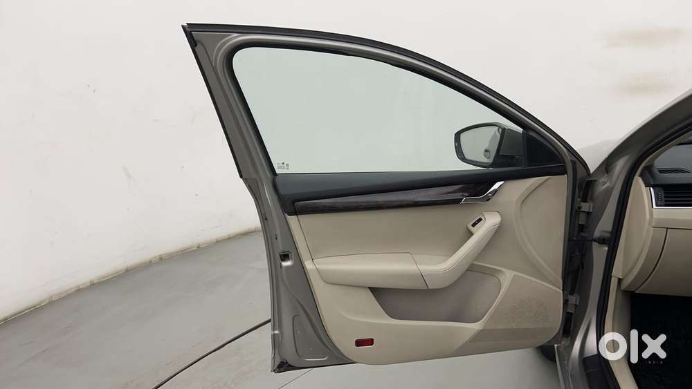 Skoda Octavia 2.0 Tdi Style Plus At, 2017, Diesel
