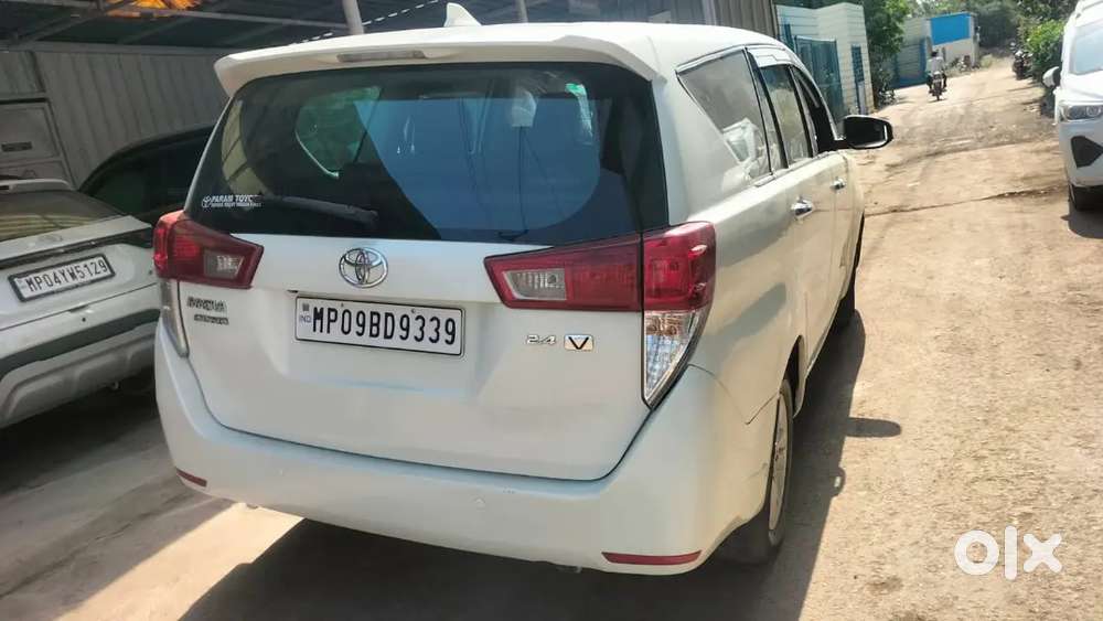 Toyota Innova Crysta 2018 Diesel 190000 Km Driven